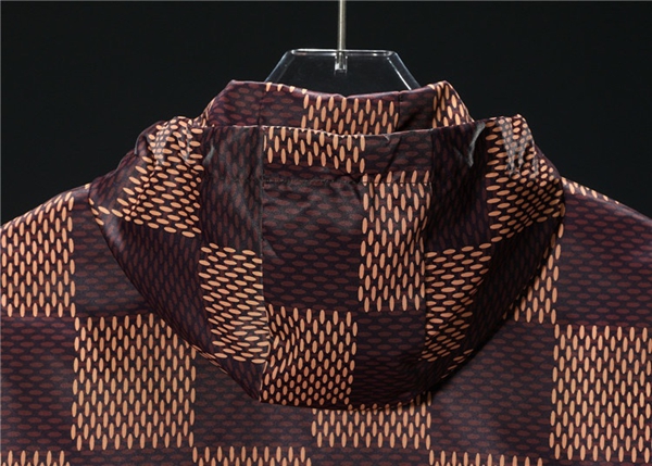 ブランドジャケット側面デザイン